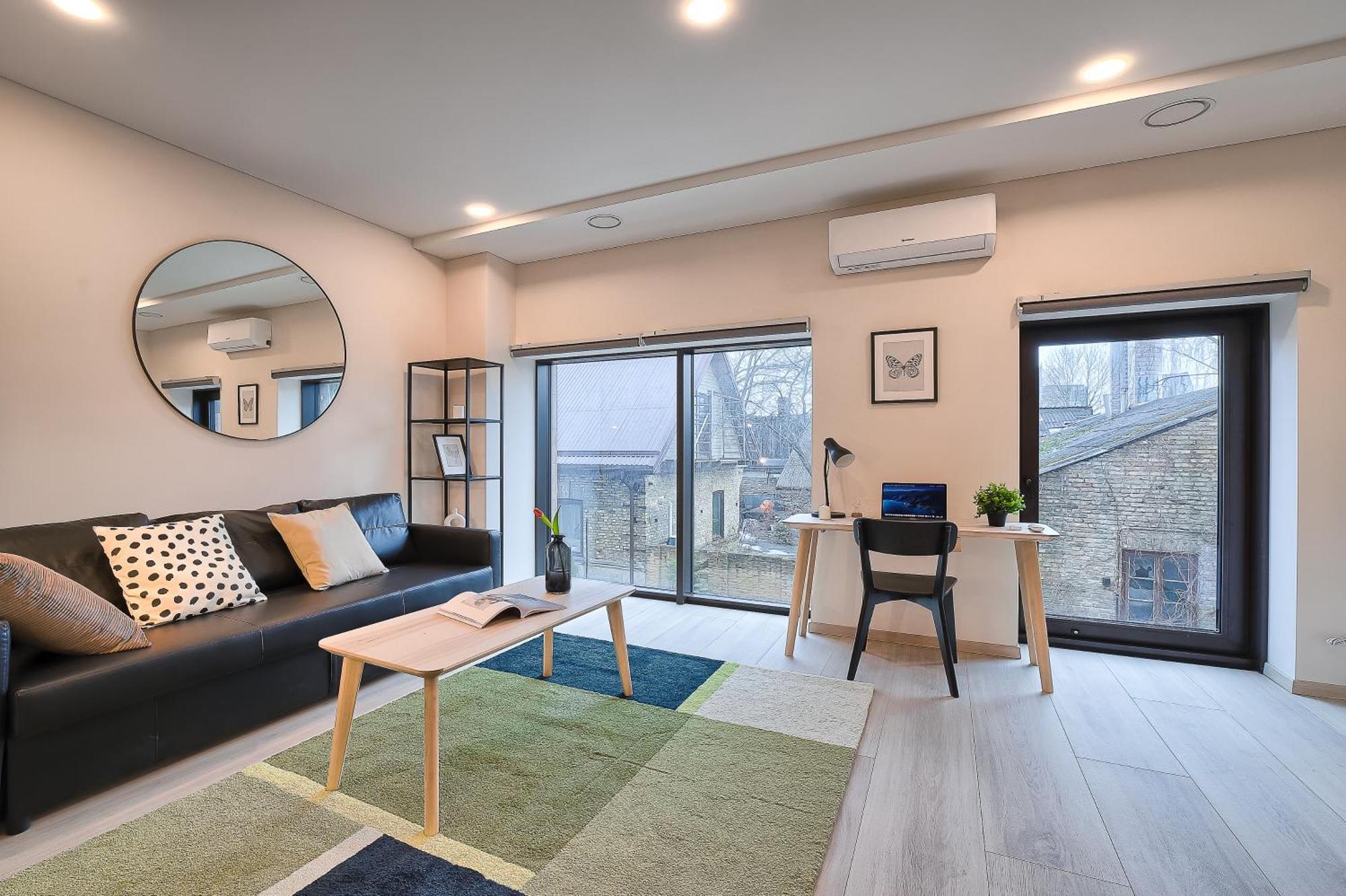 Business-Class Apartments 2 X Free Parking X Self Check In 24X7 VNO Buitenkant foto