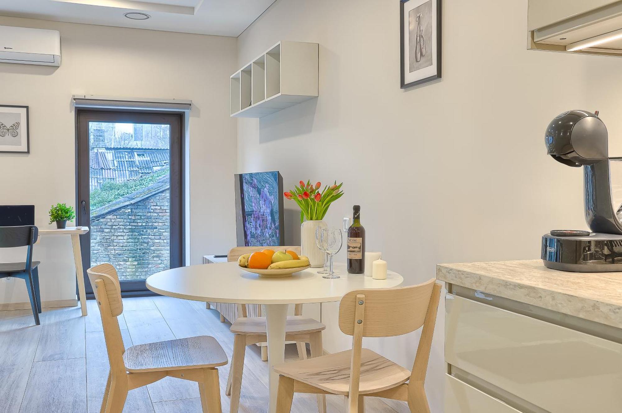 Business-Class Apartments 2 X Free Parking X Self Check In 24X7 VNO Buitenkant foto