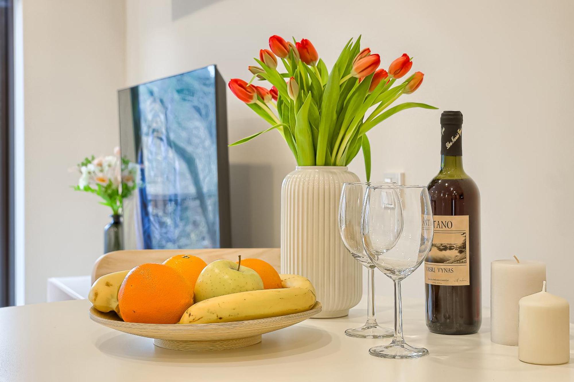 Business-Class Apartments 2 X Free Parking X Self Check In 24X7 VNO Buitenkant foto